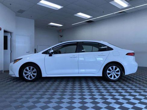 Certified 2025 Toyota Corolla LE FWD image 11