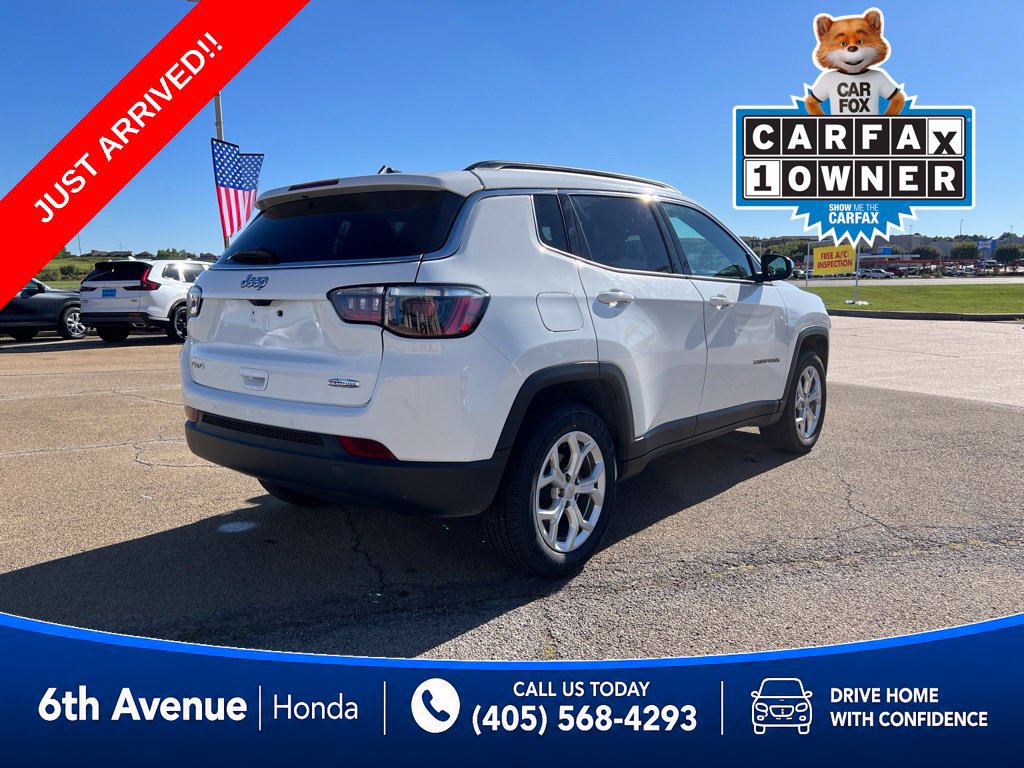 Used 2024 Jeep Compass Latitude AWD/4WD image 5