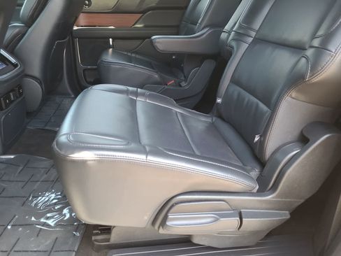 Used 2024 Lincoln Navigator L 4WD image 21