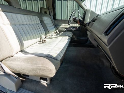 Used 1994 Chevrolet Silverado 1500 2WD Regular Cab image 76