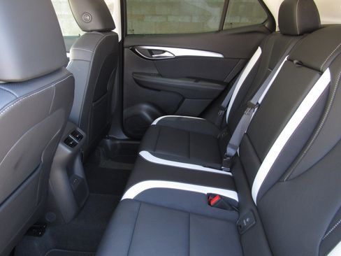 Used 2024 Buick Envision Sport Touring AWD/4WD image 14