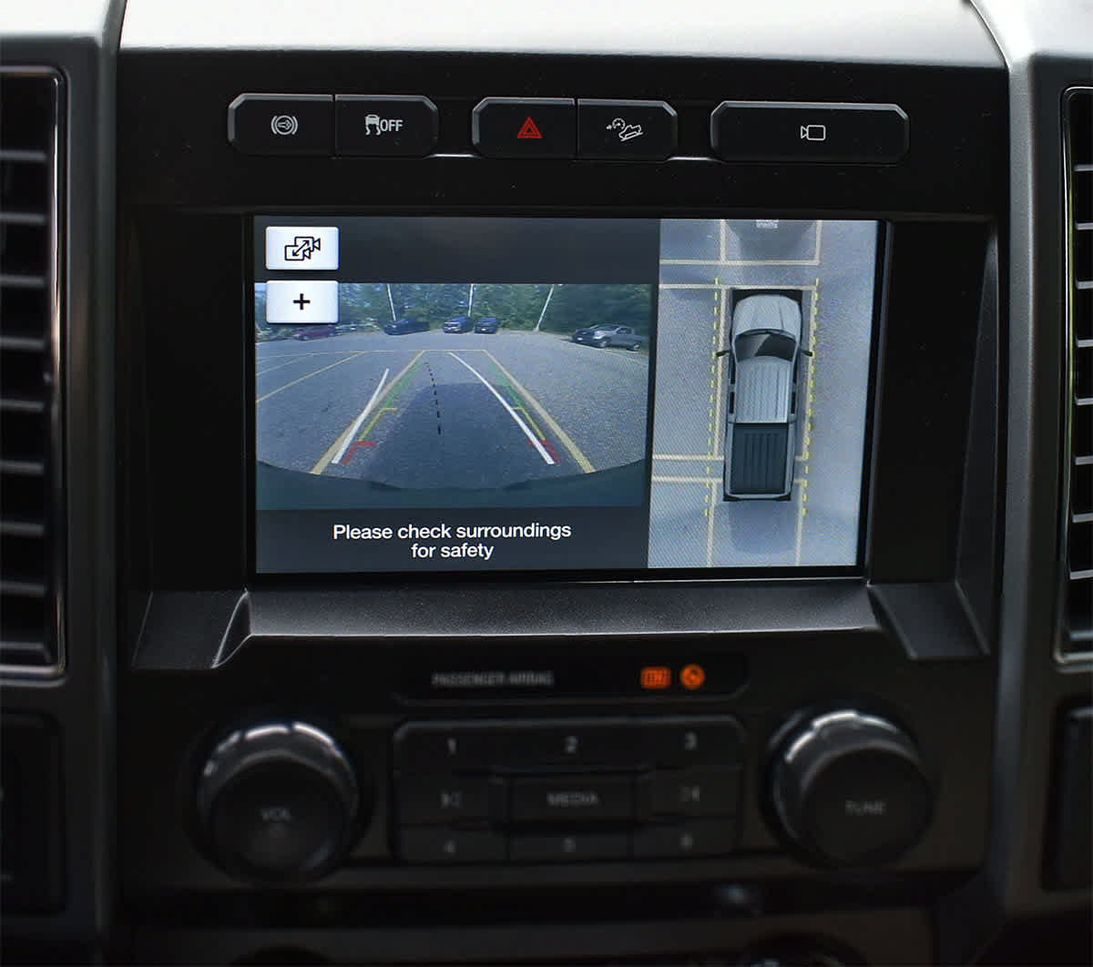 Used 2019 Ford F250 XLT w/ XLT Value Package AWD/4WD image 18