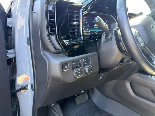 Used 2024 Chevrolet Silverado 1500 ZR2 AWD/4WD image 30