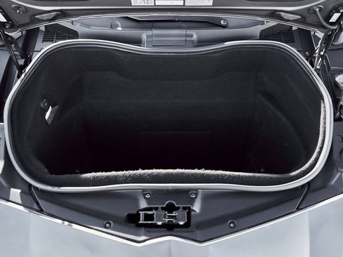 Used 2018 Lamborghini Aventador S image 9