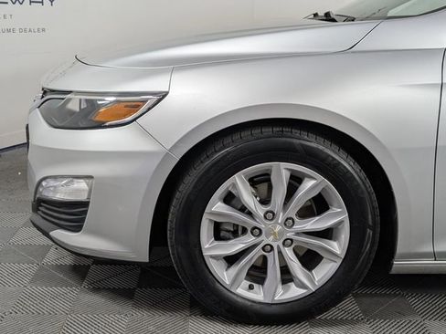 Used 2022 Chevrolet Malibu LT image 3