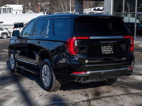 Used 2025 GMC Yukon Denali image 6