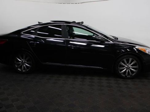 Used 2013 Hyundai Azera Limited w/ Technology Pkg image 4