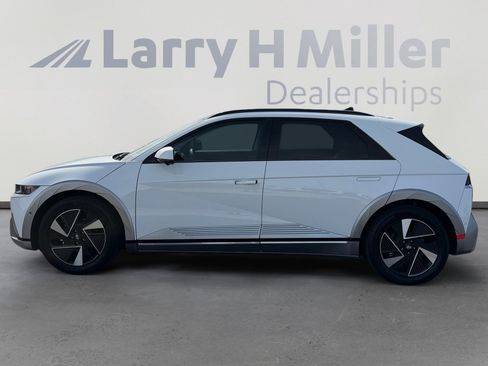 Used 2025 Hyundai Ioniq 5 Limited image 2