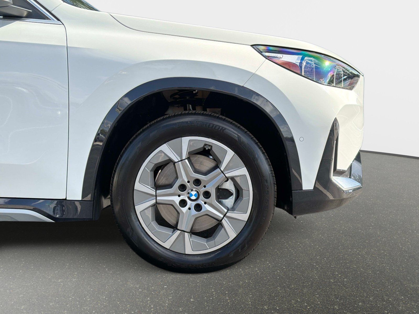 Used 2026 BMW X1 xDrive28i AWD/4WD image 21