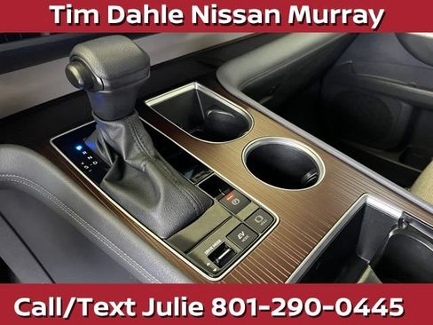 Used 2024 Toyota Sienna LE AWD/4WD image 31
