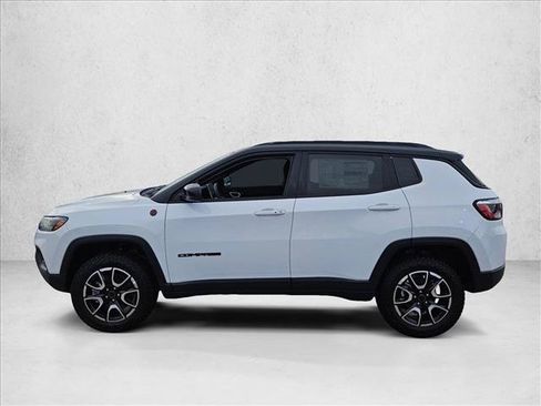 New 2026 Jeep Compass Trailhawk AWD/4WD image 5