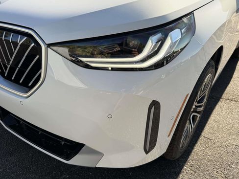 New 2026 BMW X3 xDrive30 w/ Premium Package image 9