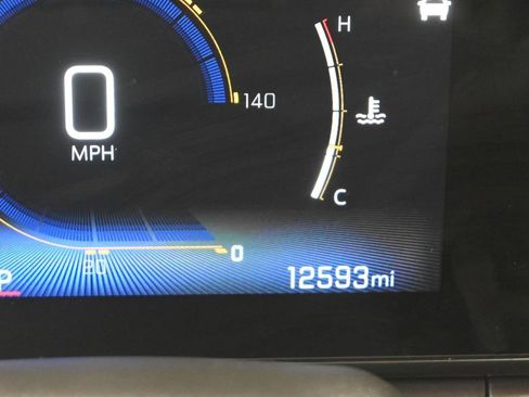 Used 2025 Chevrolet Trax ACTIV w/ Driver Confidence Package image 35