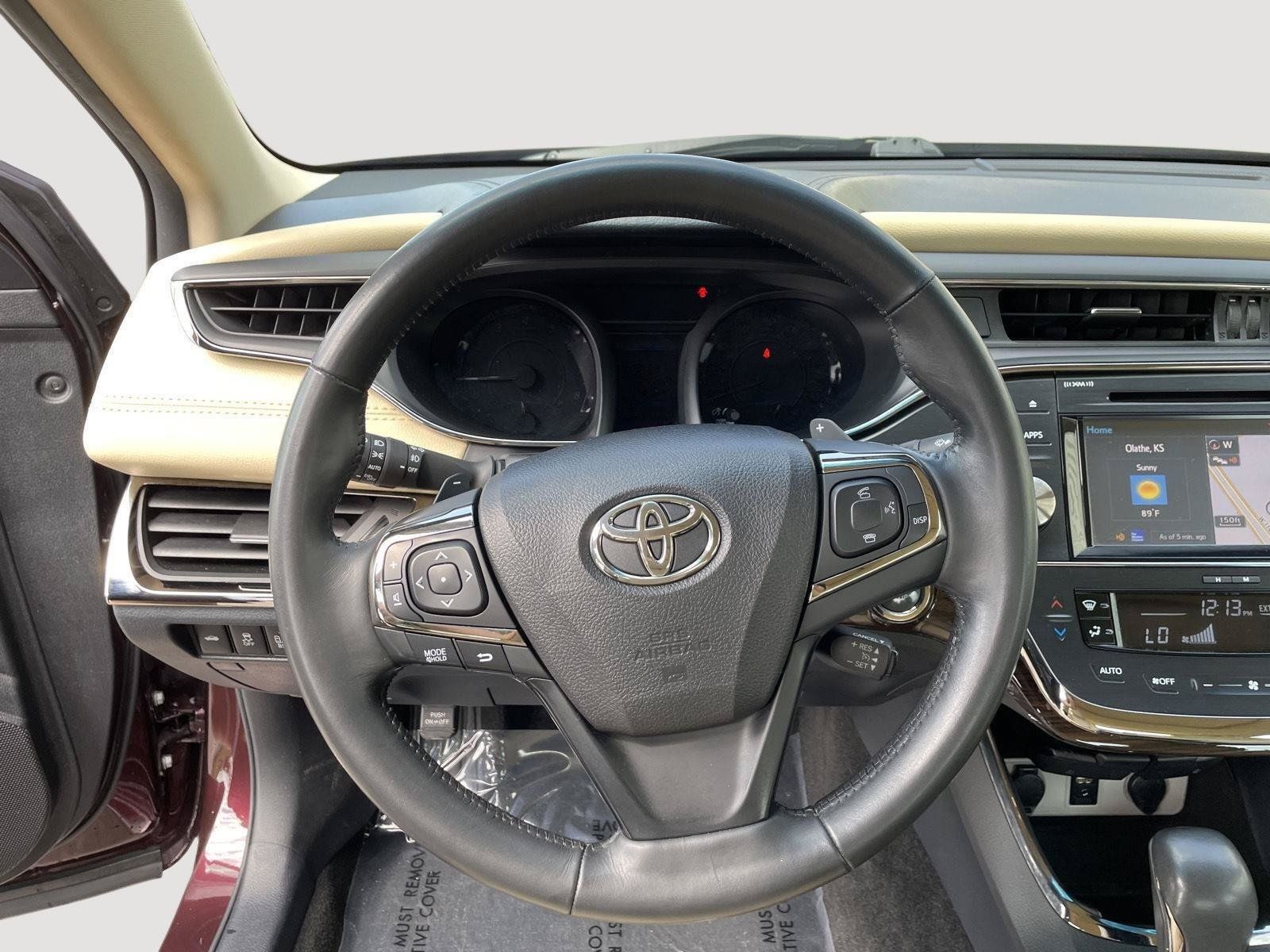 Used 2015 Toyota Avalon XLE Touring FWD image 24