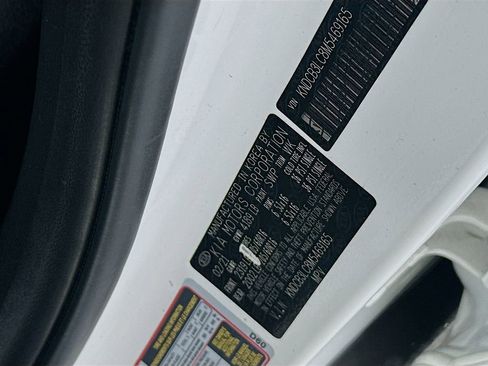 Used 2021 Kia Niro LXS FWD image 29