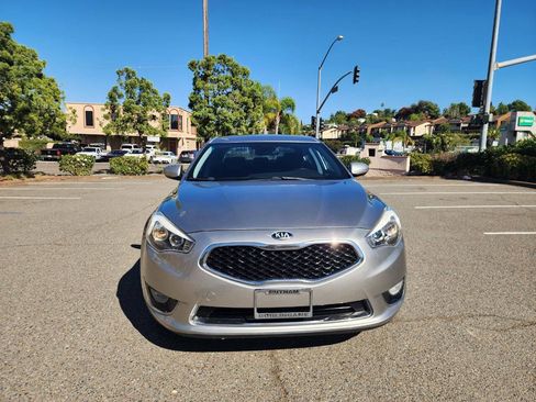 Used 2014 Kia Cadenza Premium image 3