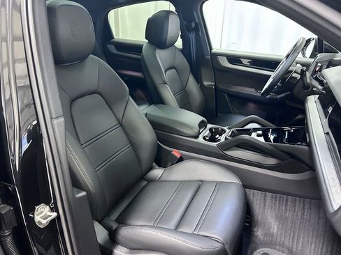 Certified 2026 Porsche Cayenne Coupe AWD/4WD image 29