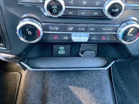 Used 2022 Ford F150 XLT w/ Equipment Group 302A High image 24