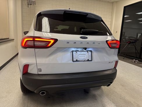New 2026 Ford Escape ST-Line w/ Tech Pack #1 image 17