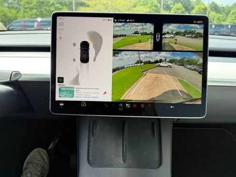 Used 2024 Tesla Model Y Long Range AWD/4WD image 19