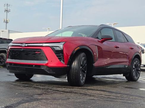 Used 2026 Chevrolet Blazer EV RS w/ Super Cruise Package AWD/4WD image 13