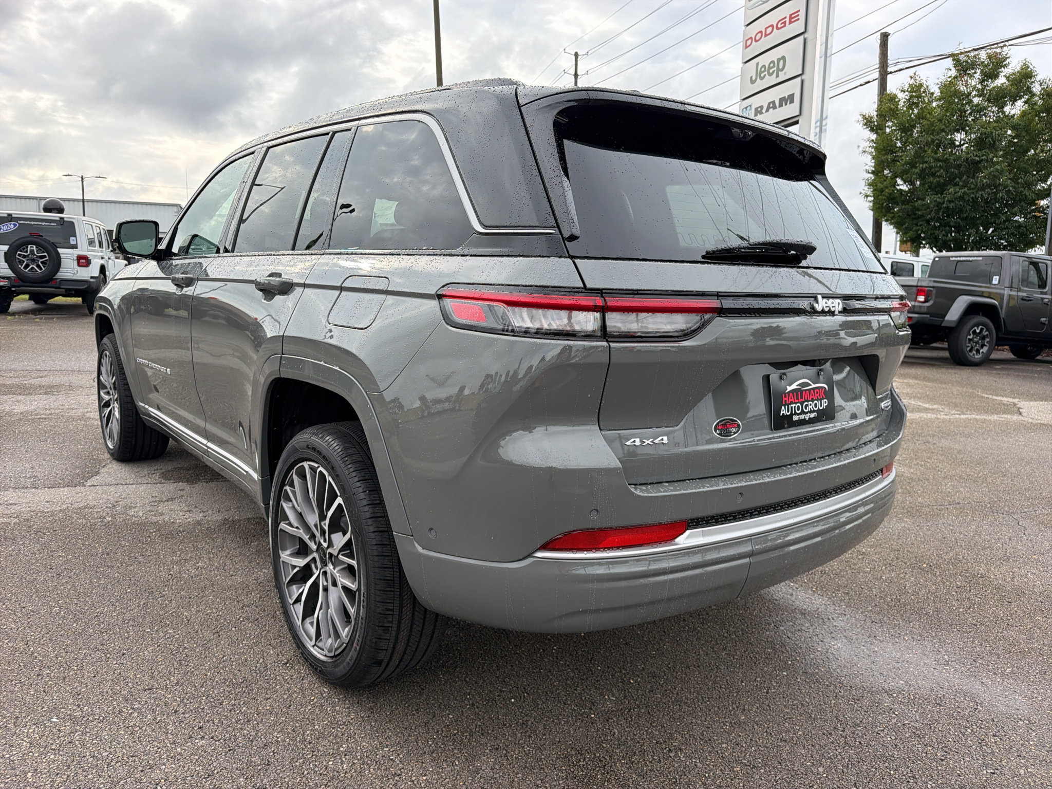 New 2027 Jeep Grand Cherokee Summit AWD/4WD image 9