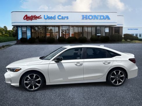 Used 2026 Honda Civic Sport Touring image 2