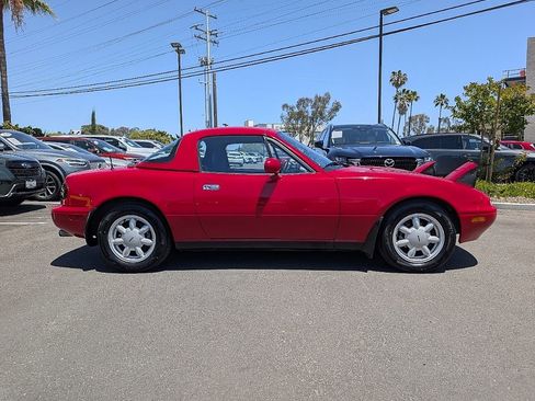 Used 1991 MAZDA MX-5 Miata RWD image 8