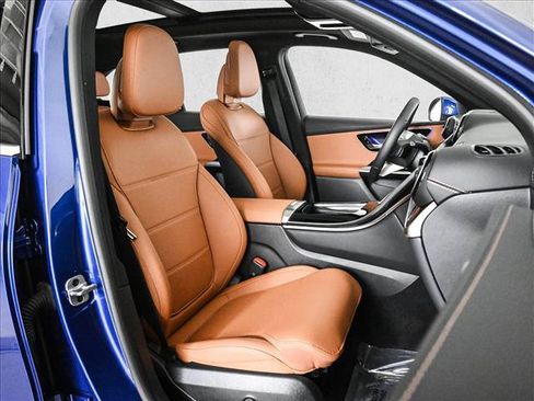 Used 2023 Mercedes-Benz GLC 300 4MATIC image 22