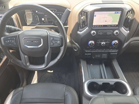 Used 2022 GMC Sierra 1500 Denali w/ Driver Alert Package II AWD/4WD image 29
