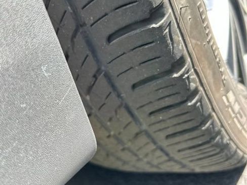 Used 2018 Hyundai Santa Fe Sport w/ Cargo Package FWD image 2