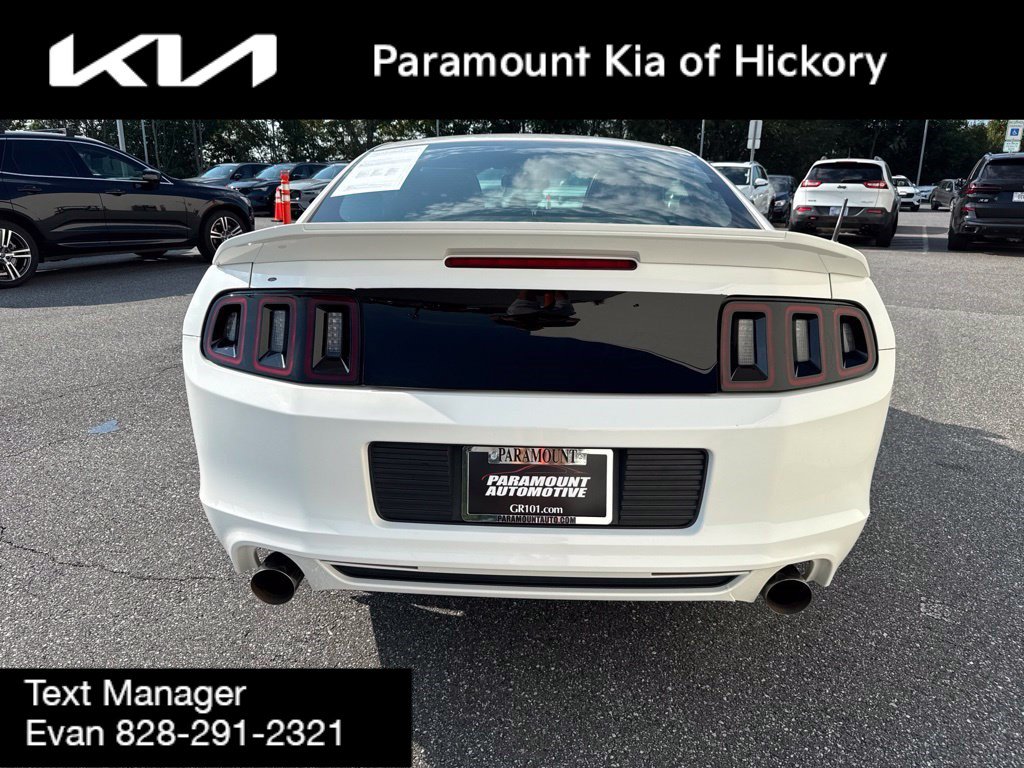 Used 2013 Ford Mustang GT Premium w/ Comfort Pkg RWD image 6