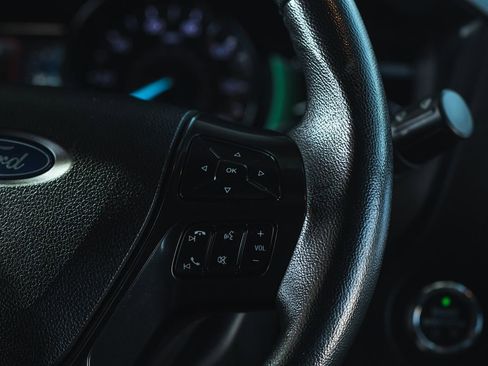 Used 2019 Ford Explorer XLT w/ Equipment Group 201A image 27