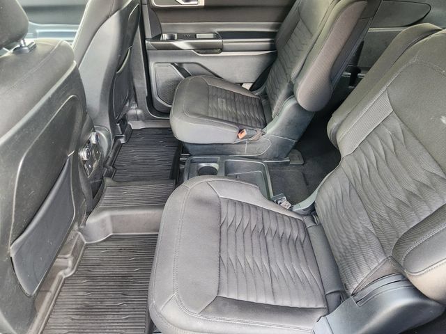 Used 2020 Ford Explorer XLT RWD image 27