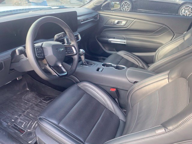 Used 2024 Ford Mustang GT Premium RWD image 3