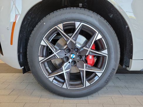 New 2026 BMW X3 xDrive30i w/ M Sport Package AWD/4WD image 11