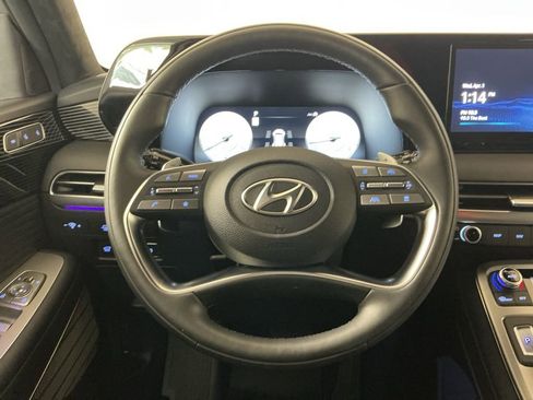 Used 2025 Hyundai Palisade Calligraphy AWD/4WD image 16