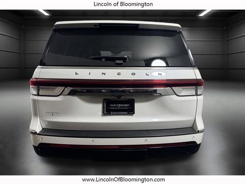 Used 2023 Lincoln Navigator Black Label AWD/4WD image 7