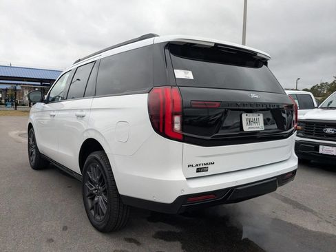 Used 2025 Ford Expedition Platinum w/ Stealth Performance Package AWD/4WD image 6
