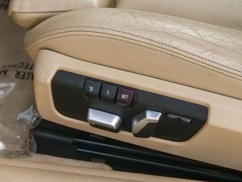 Used 2016 BMW 428i Convertible RWD image 18