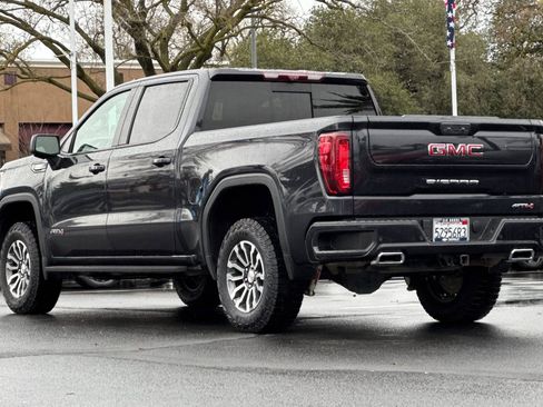 Used 2023 GMC Sierra 1500 AT4 w/ AT4 Premium Package image 5