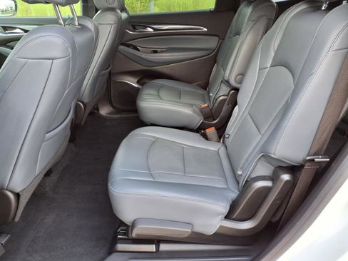 Used 2024 Buick Enclave Premium image 26