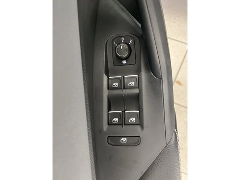 New 2026 Volkswagen Jetta SE image 11