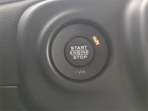 Used 2023 Jeep Wrangler Unlimited Rubicon w/ Steel Bumper Group image 34