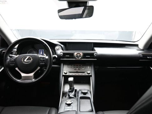 Used 2020 Lexus IS 300 image 35