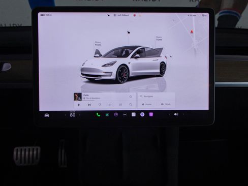 Used 2023 Tesla Model 3 Performance image 5