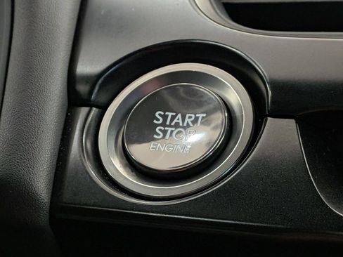 Used 2019 Lexus UX 200 w/ Accessory Package FWD image 18