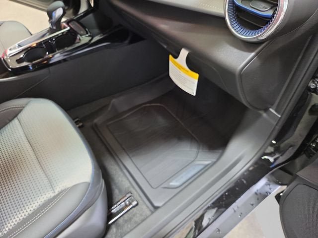 New 2026 Chevrolet Trax LT w/ LT Convenience Package FWD image 30