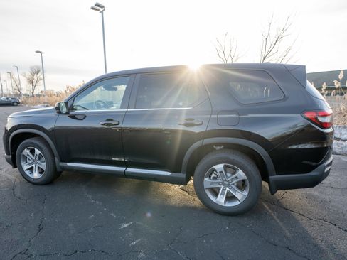 New 2025 Honda Pilot EX-L image 4