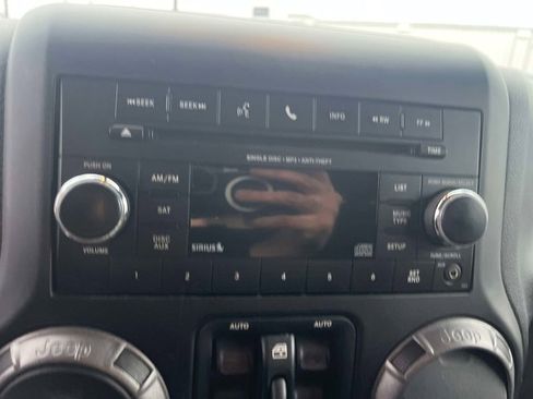 Used 2014 Jeep Wrangler Unlimited Sport w/ Quick Order Package 24S image 23